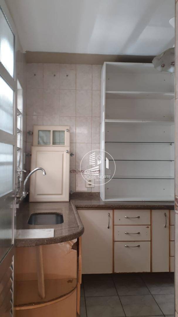 Sobrado à venda com 3 quartos, 130m² - Foto 6