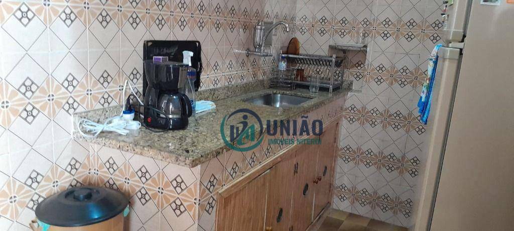 Apartamento à venda com 3 quartos, 100m² - Foto 12