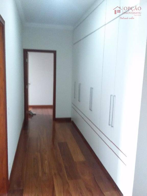 Casa de Condomínio à venda com 4 quartos, 480m² - Foto 9