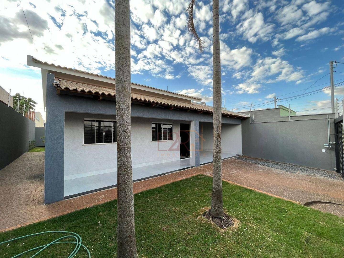 Casa à venda com 3 quartos, 160m² - Foto 2