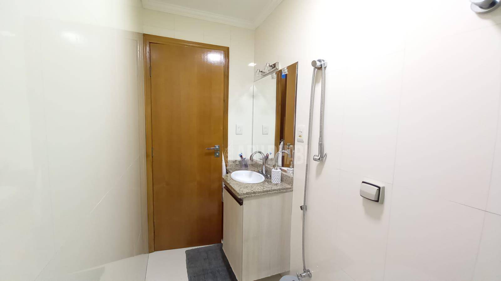 Apartamento à venda com 3 quartos, 167m² - Foto 17