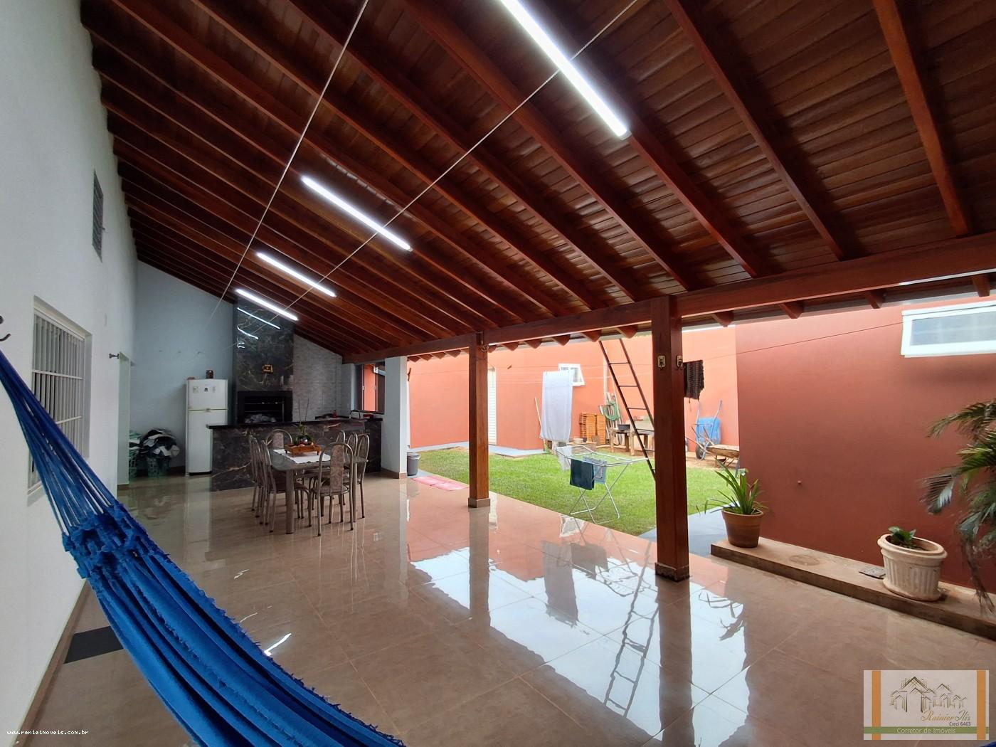 Casa para alugar com 3 quartos, 360m² - Foto 20