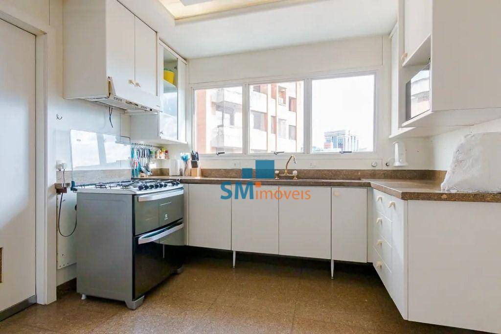 Apartamento à venda com 4 quartos, 202m² - Foto 24