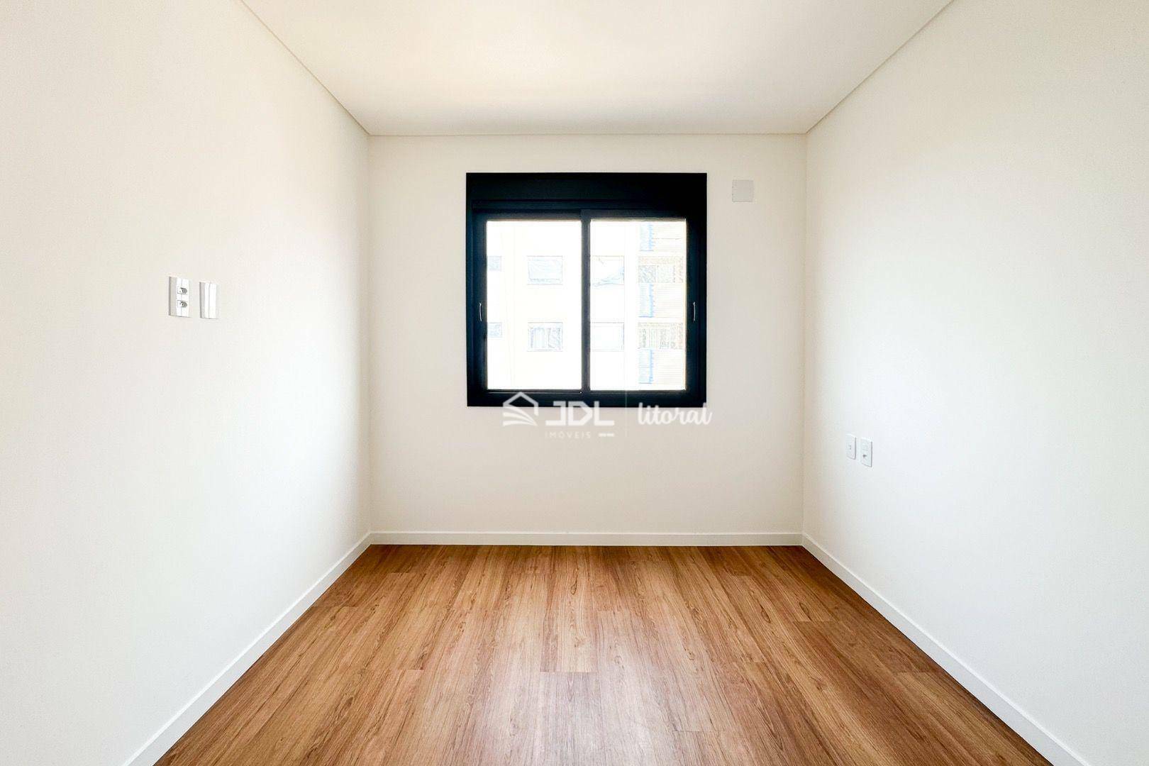 Apartamento à venda com 3 quartos, 130m² - Foto 18