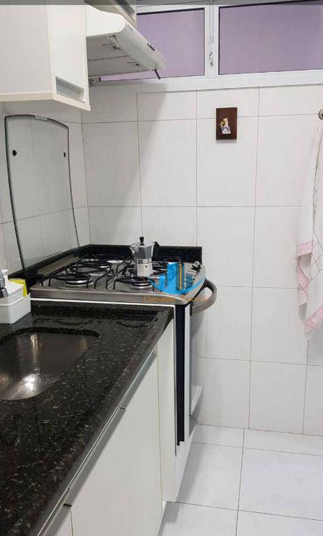 Apartamento à venda com 2 quartos, 68m² - Foto 13