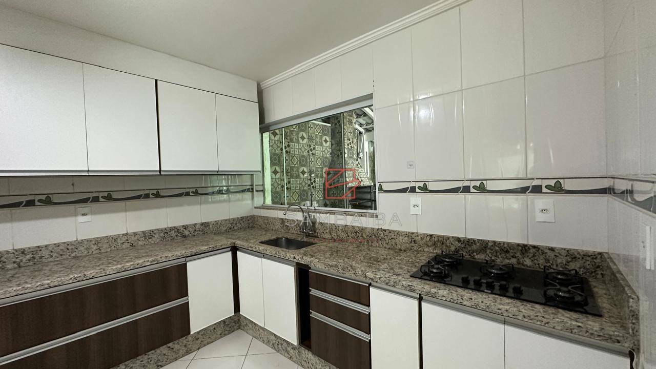 Casa de Condomínio à venda e aluguel com 3 quartos, 300M2 - Foto 16