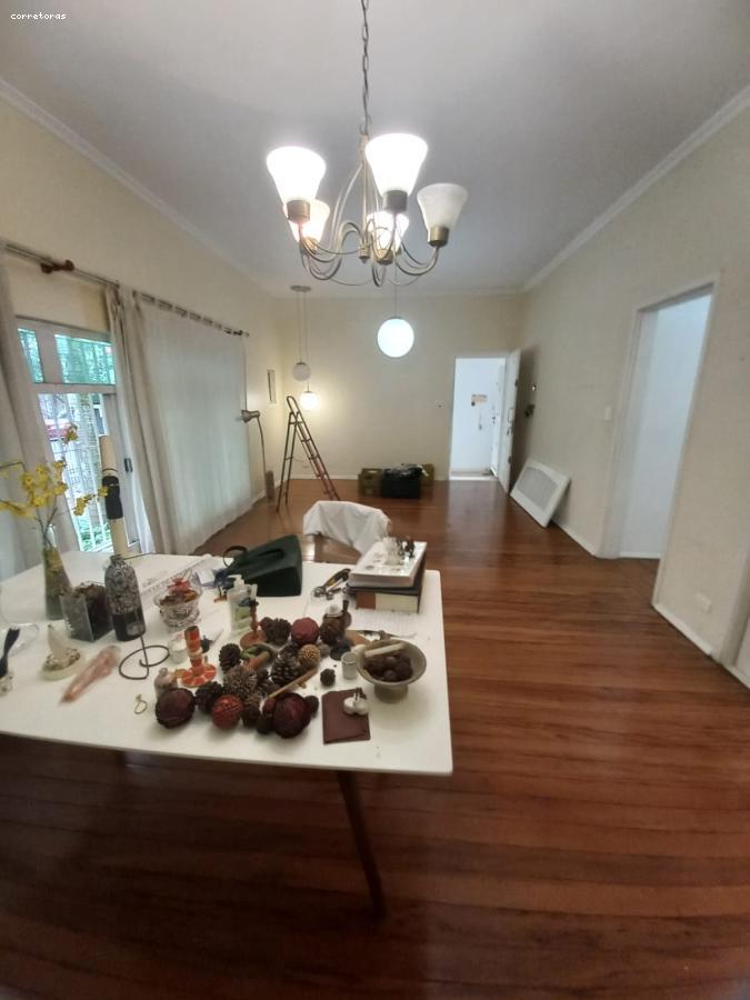 Casa à venda com 3 quartos, 380m² - Foto 20