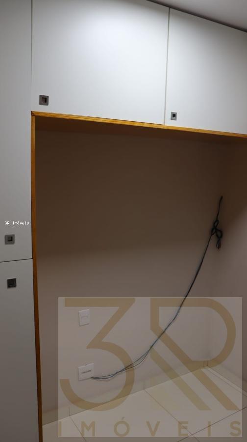 Apartamento à venda com 2 quartos, 57m² - Foto 9