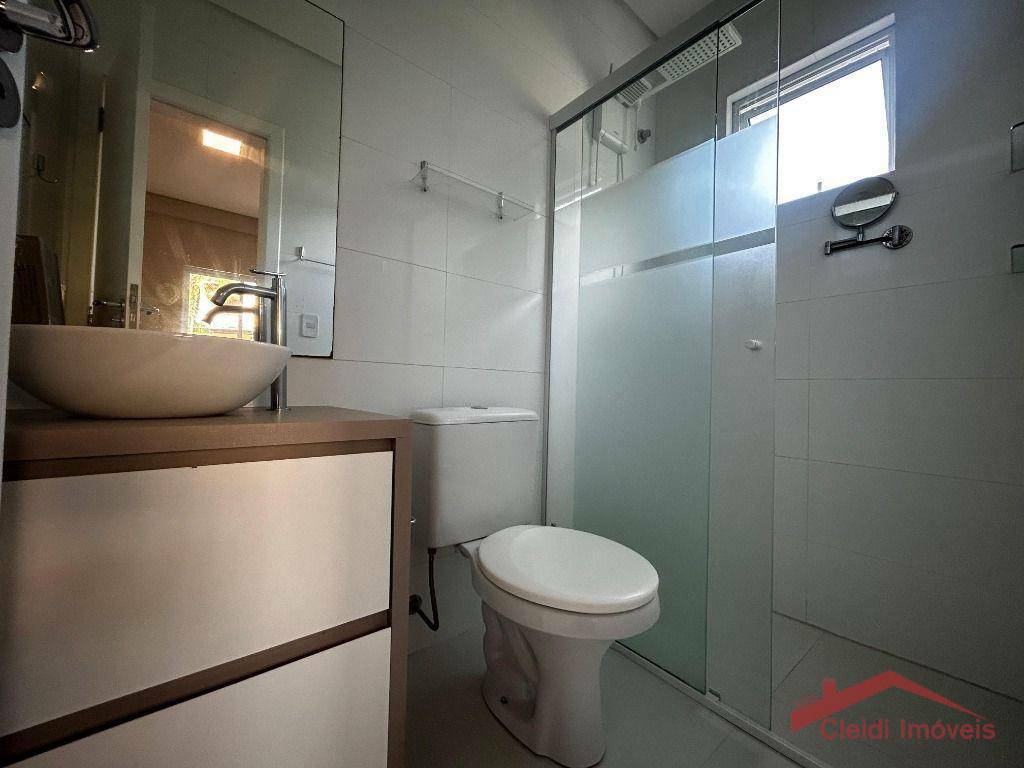 Apartamento à venda com 2 quartos, 81m² - Foto 13