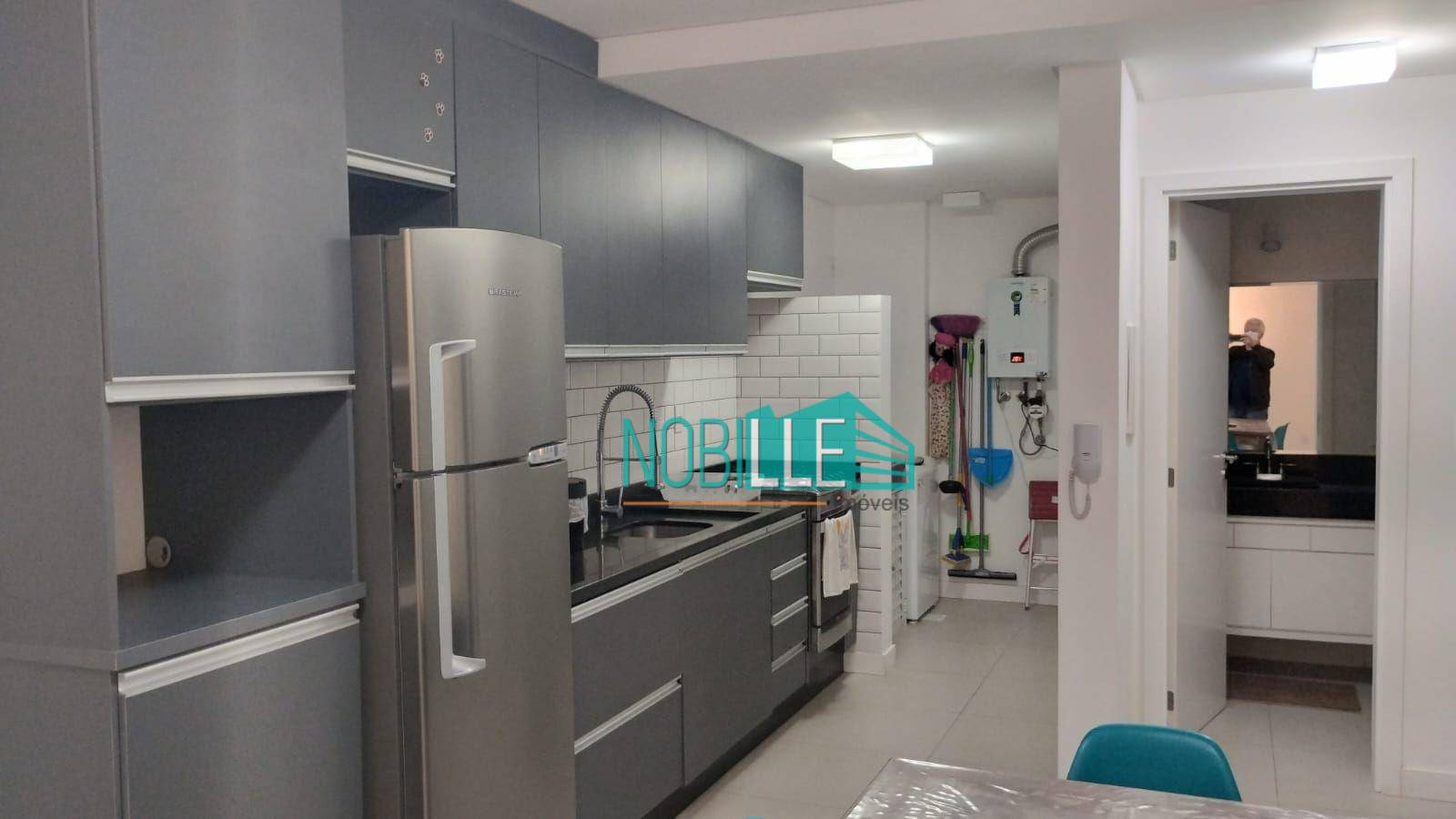 Apartamento à venda com 2 quartos, 78m² - Foto 14