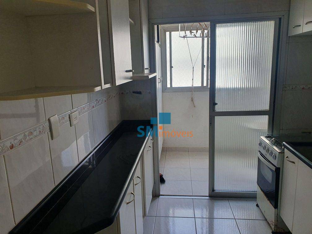 Apartamento à venda com 3 quartos, 70m² - Foto 17