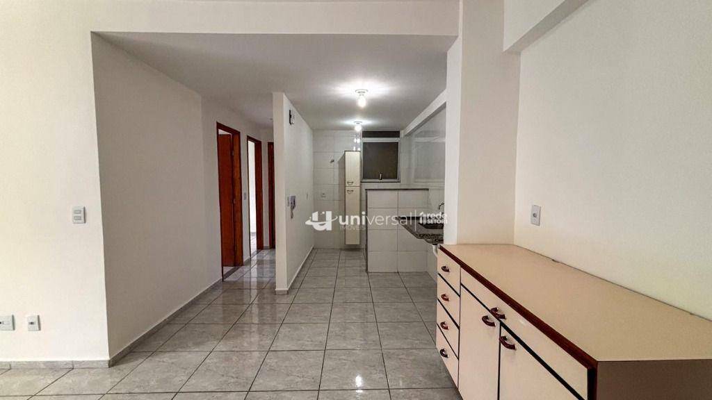 Apartamento para alugar com 2 quartos, 60m² - Foto 4