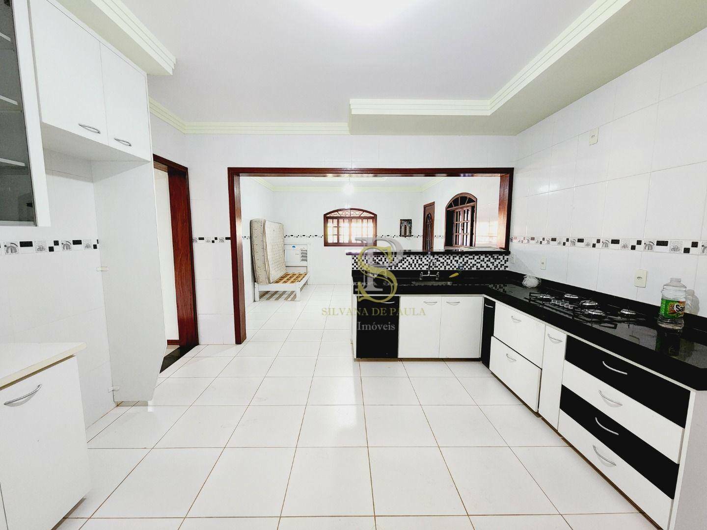 Chácara à venda com 6 quartos, 613m² - Foto 15