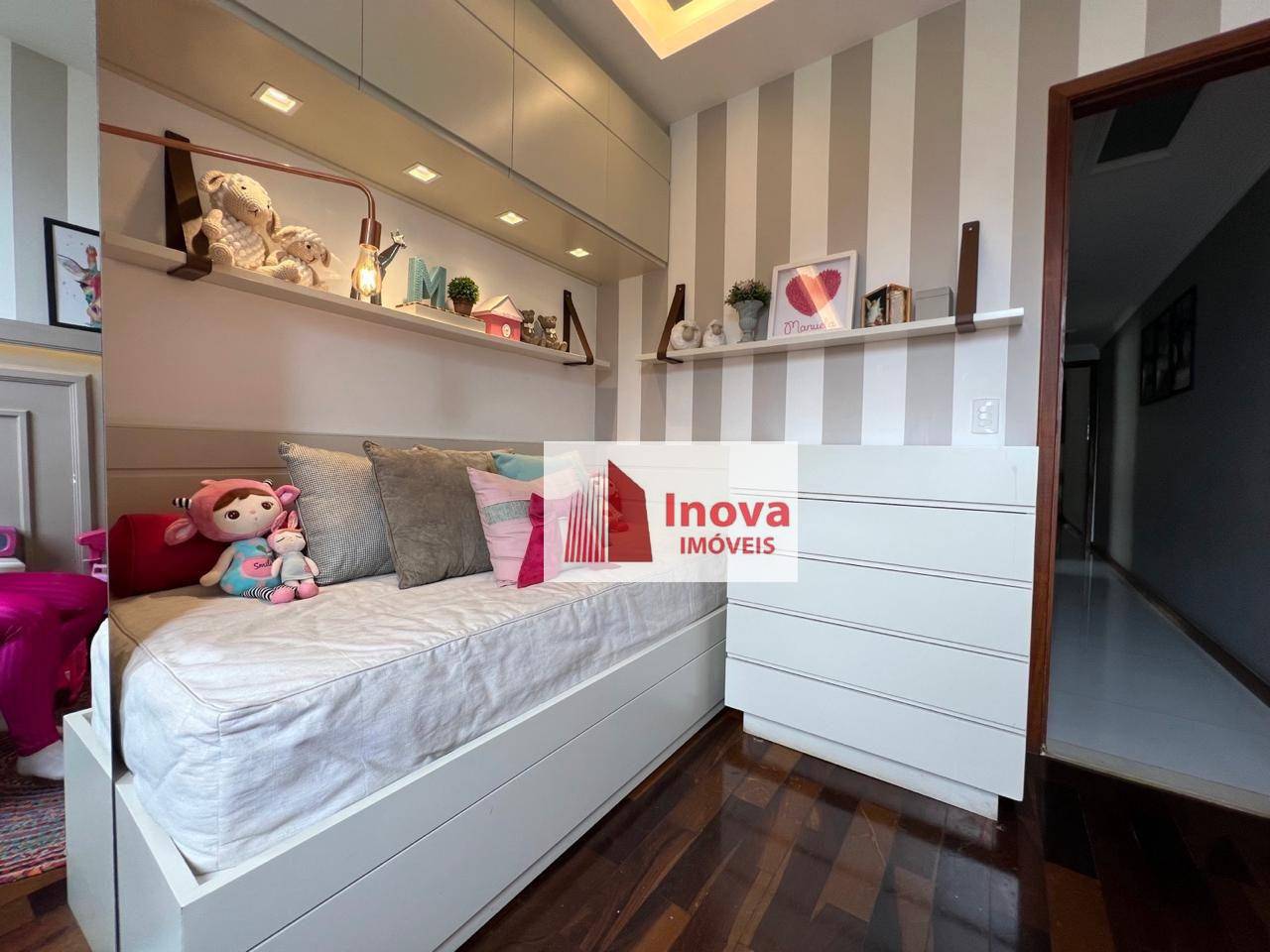 Apartamento à venda com 3 quartos, 110m² - Foto 23