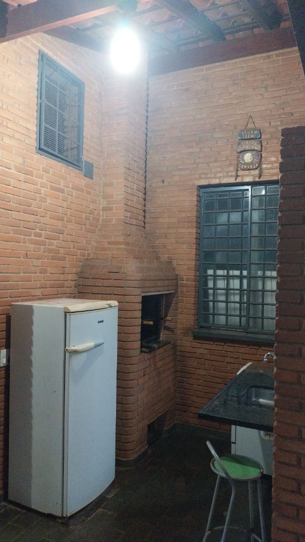 Chácara à venda com 6 quartos, 342m² - Foto 6