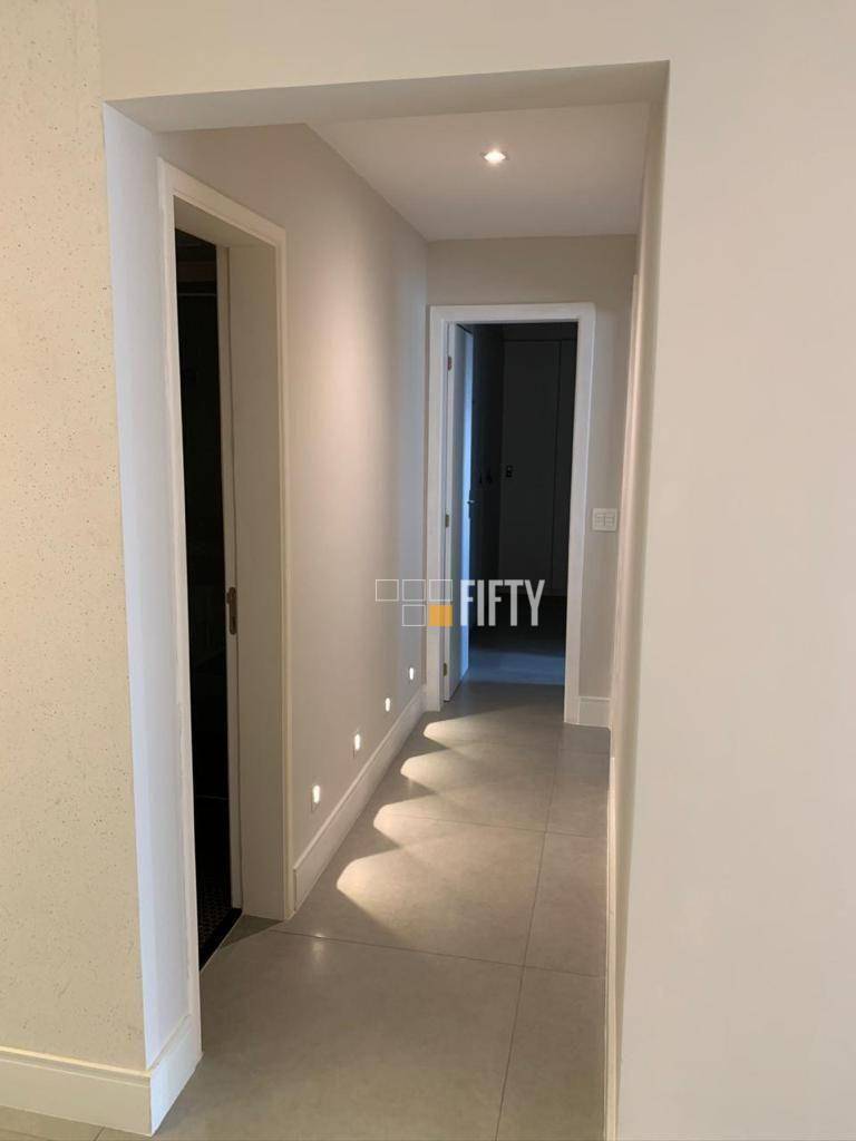 Apartamento à venda com 2 quartos, 79m² - Foto 10