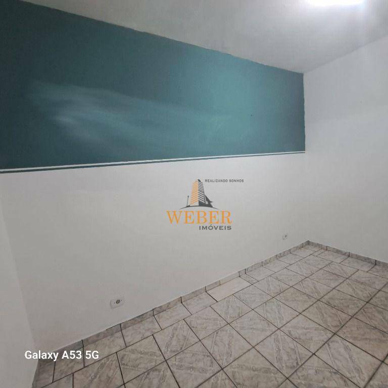 Sobrado à venda com 3 quartos, 240m² - Foto 35