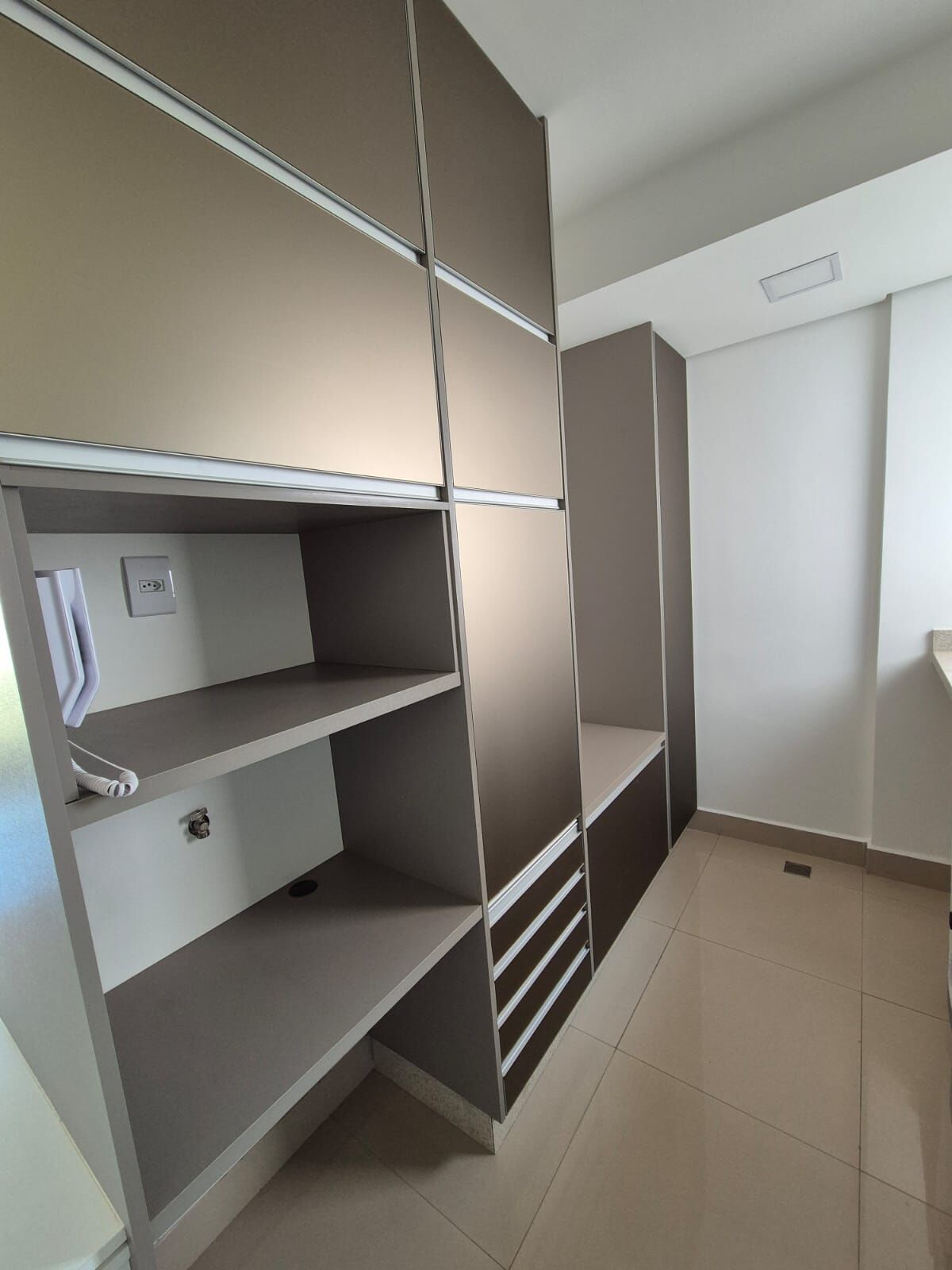 Apartamento para alugar com 3 quartos, 78m² - Foto 9