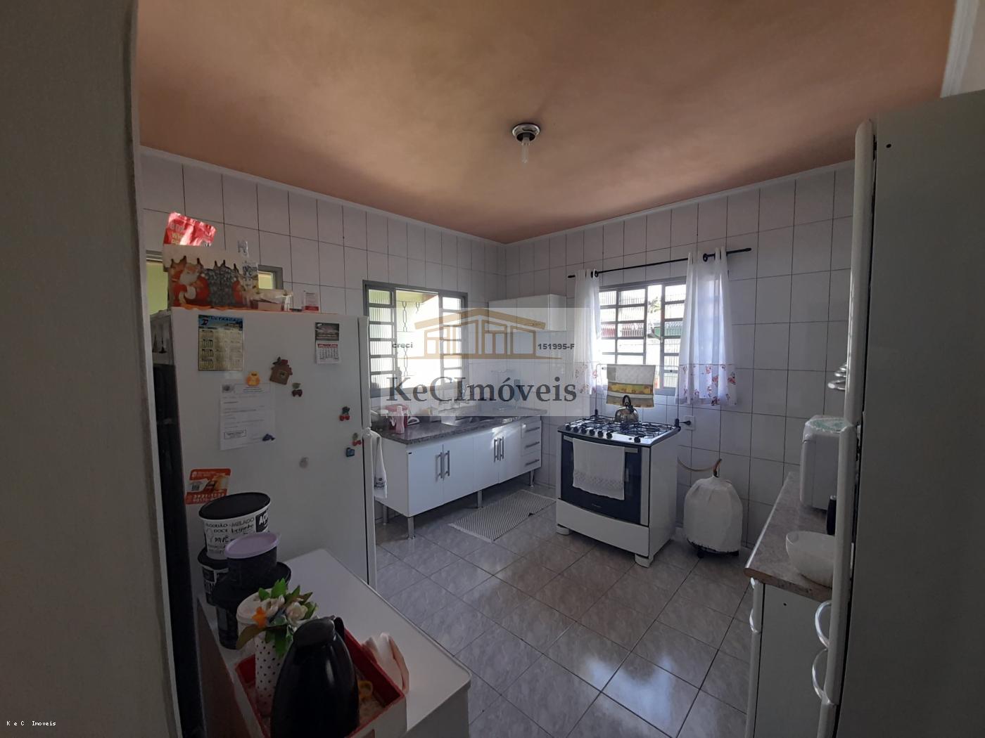 Casa à venda com 4 quartos, 350m² - Foto 14