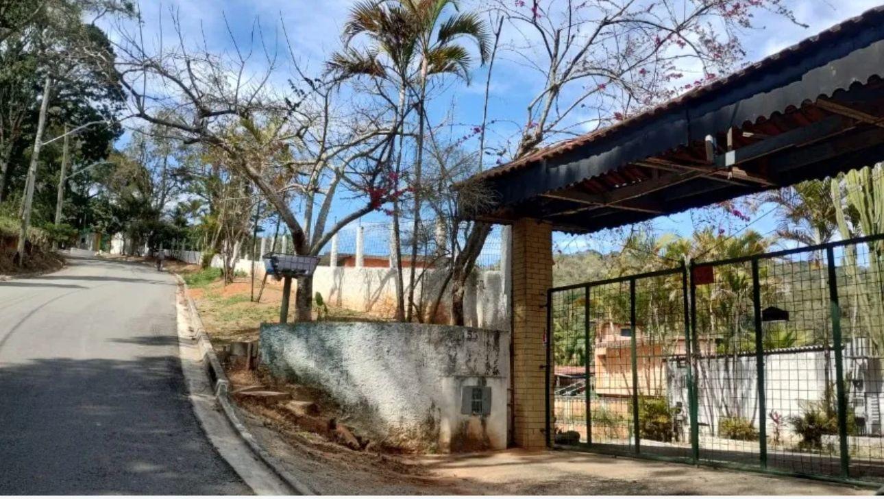 Chácara à venda com 2 quartos, 3400m² - Foto 9