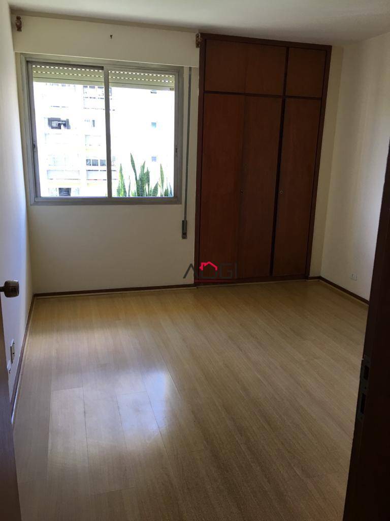 Apartamento para alugar com 3 quartos, 97m² - Foto 23