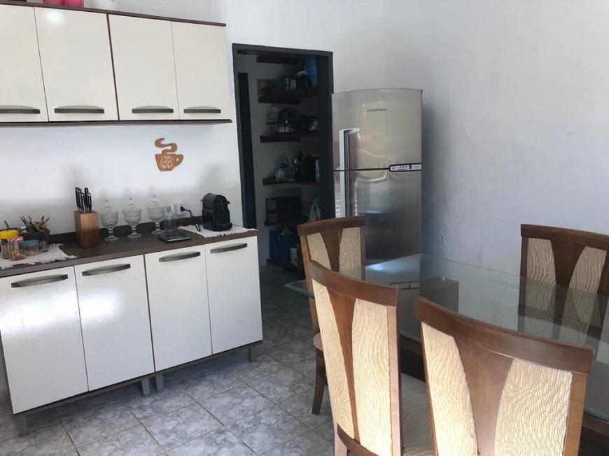 Casa à venda com 3 quartos, 400m² - Foto 25