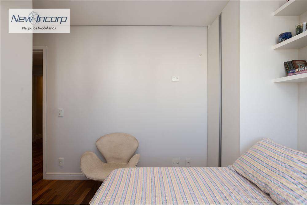 Apartamento à venda com 3 quartos, 179m² - Foto 15