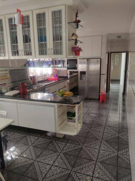 Sobrado à venda com 3 quartos, 283m² - Foto 28