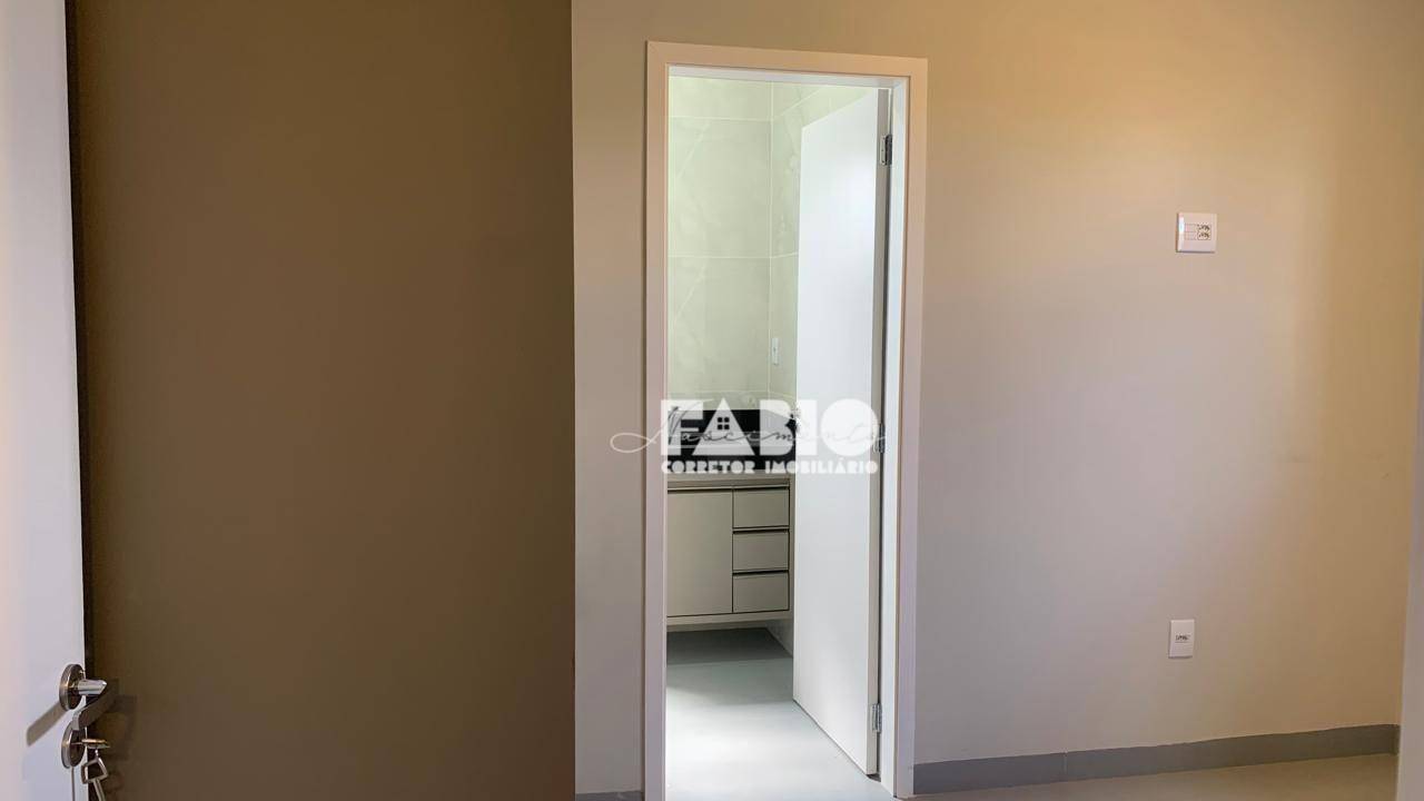 Casa à venda com 3 quartos, 119m² - Foto 18