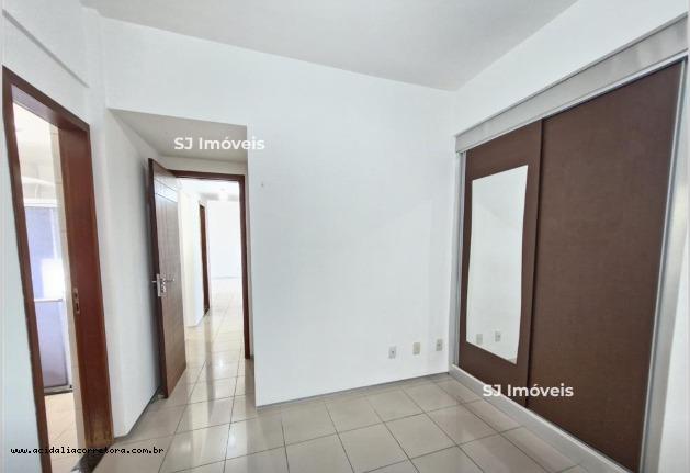 Apartamento para alugar com 3 quartos, 107m² - Foto 18