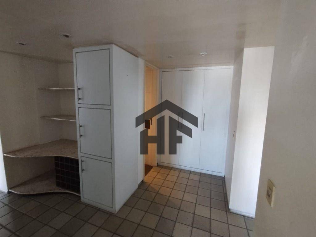 Apartamento à venda com 4 quartos, 327m² - Foto 15