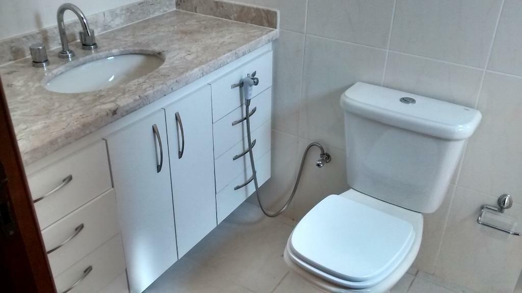 Casa de Condomínio à venda com 3 quartos, 230m² - Foto 28