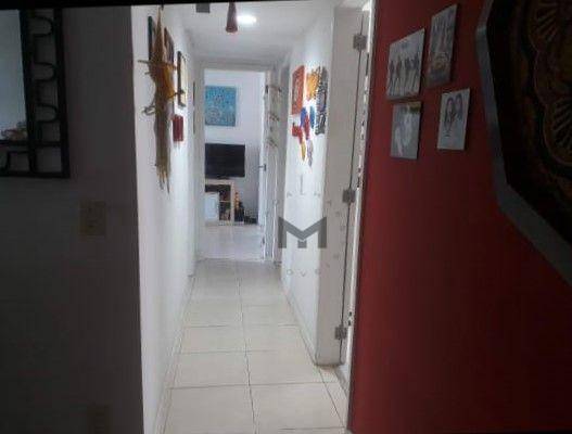 Apartamento à venda com 2 quartos, 70m² - Foto 5