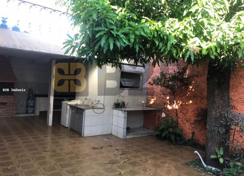 Casa à venda com 4 quartos, 280m² - Foto 16