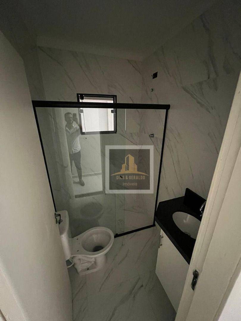 Casa à venda com 3 quartos, 120m² - Foto 6