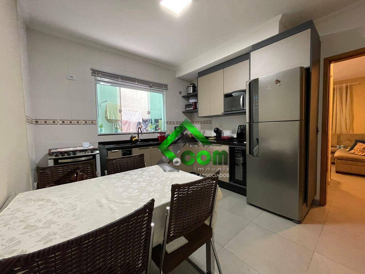 Casa à venda com 2 quartos, 66m² - Foto 6