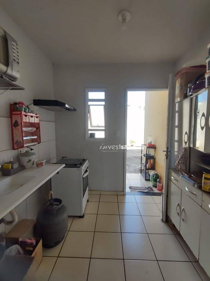 Casa à venda com 2 quartos, 100m² - Foto 6