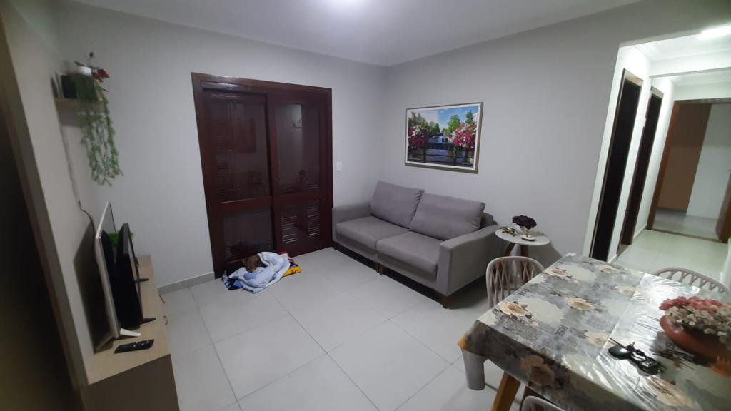 Apartamento à venda com 2 quartos, 70m² - Foto 4