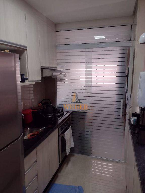 Apartamento à venda com 2 quartos, 55m² - Foto 2