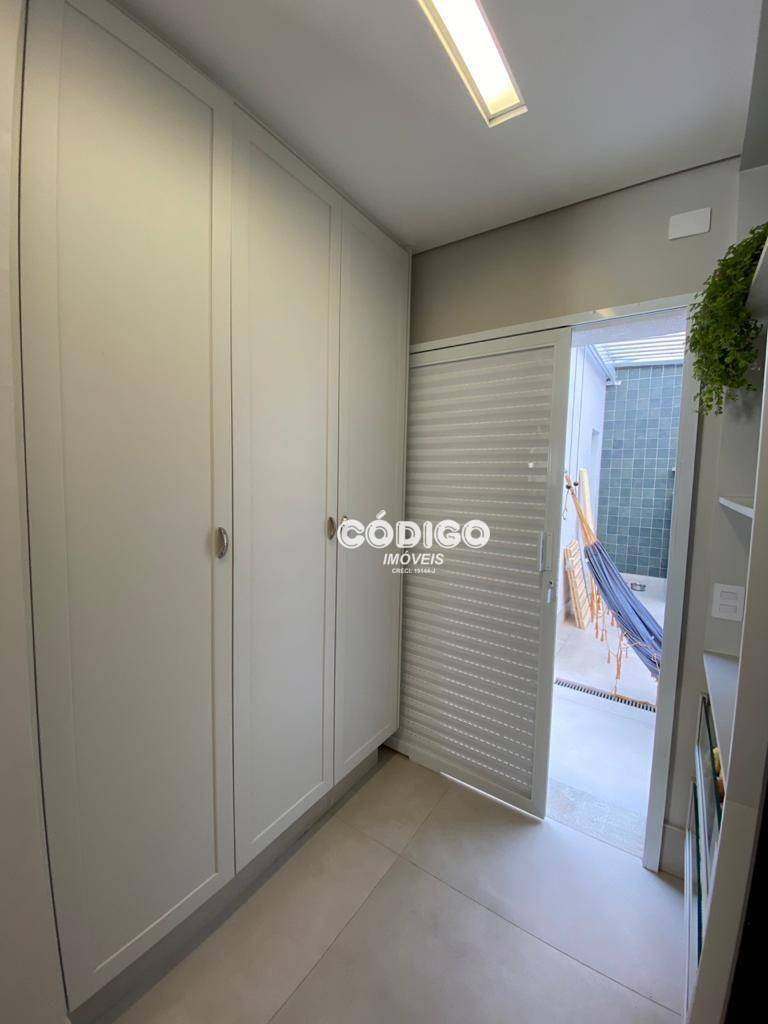 Casa à venda com 4 quartos, 234m² - Foto 12