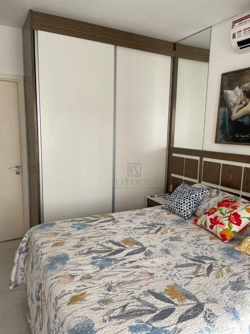 Apartamento para alugar com 1 quarto, 49m² - Foto 9