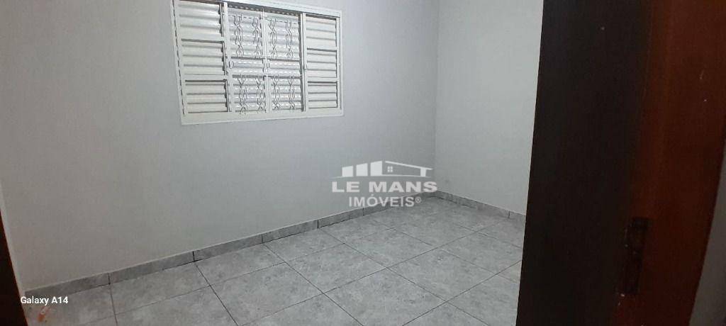 Chácara à venda com 6 quartos, 200m² - Foto 23