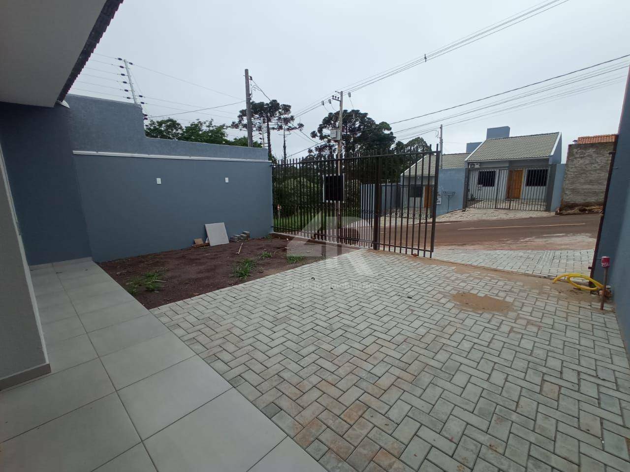 Casa à venda com 2 quartos, 54m² - Foto 2