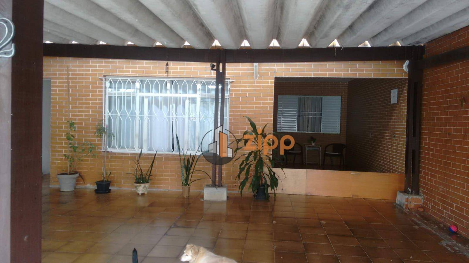 Casa à venda com 3 quartos, 300m² - Foto 2