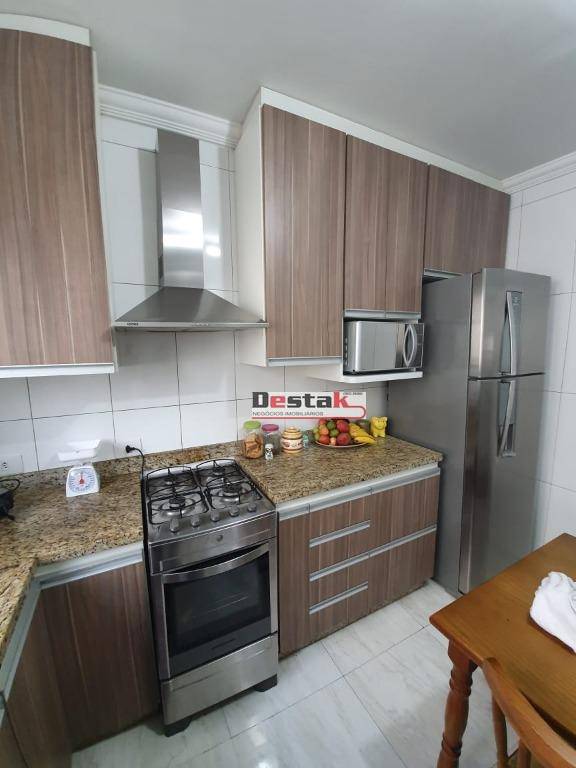 Apartamento à venda com 2 quartos, 55m² - Foto 19