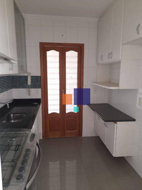 Apartamento à venda com 3 quartos, 80m² - Foto 17