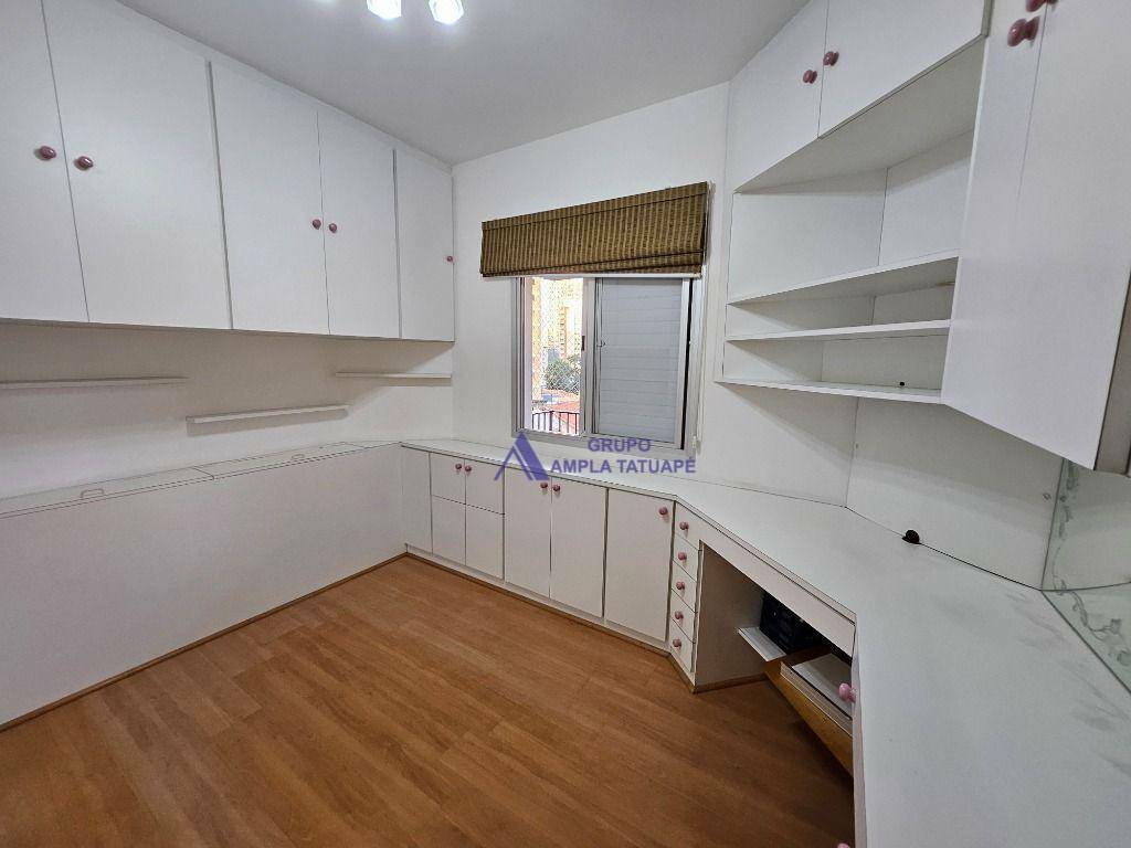 Apartamento à venda com 2 quartos, 65m² - Foto 13