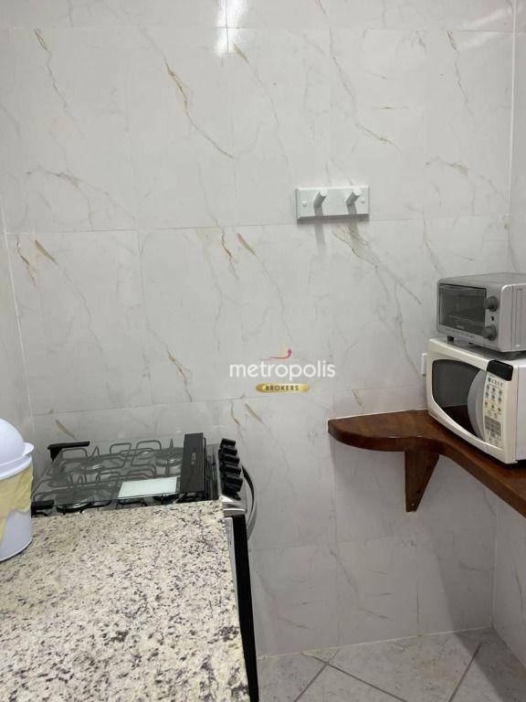 Casa de Condomínio à venda e aluguel com 2 quartos, 250m² - Foto 16