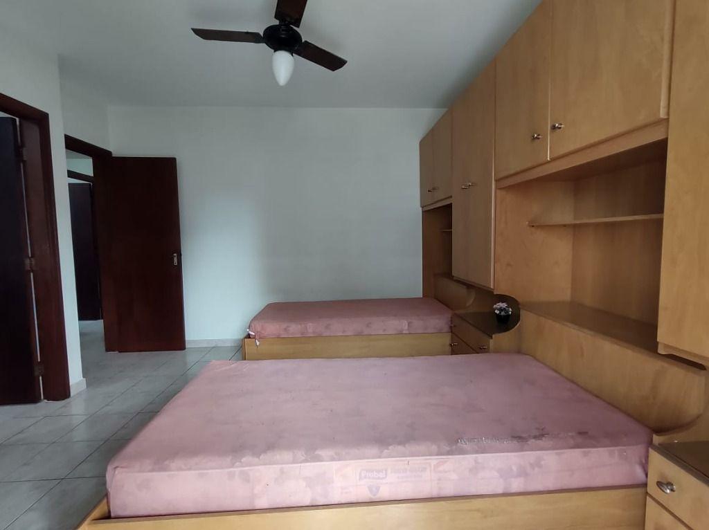 Apartamento à venda com 3 quartos, 141m² - Foto 15