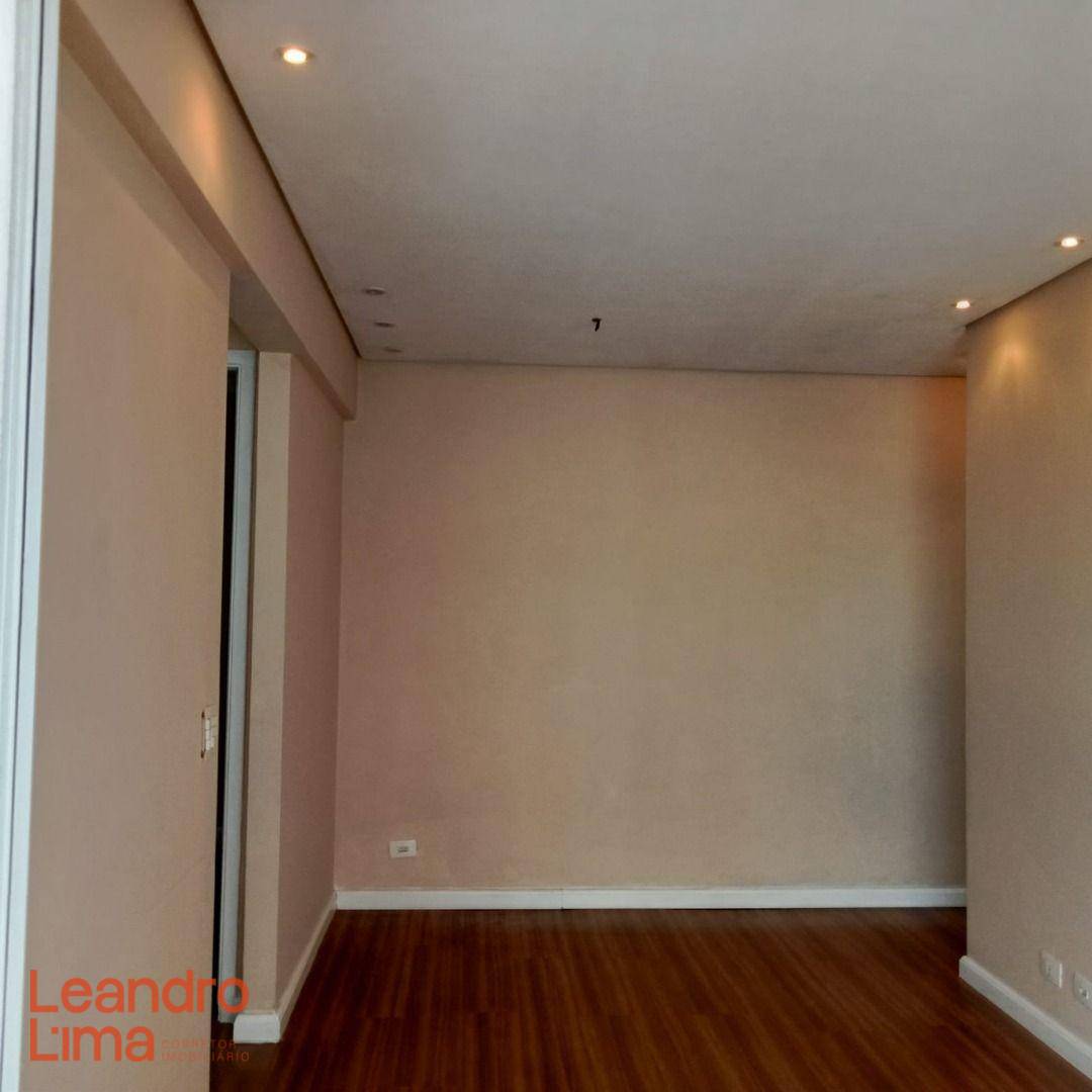 Apartamento à venda com 2 quartos, 46m² - Foto 2